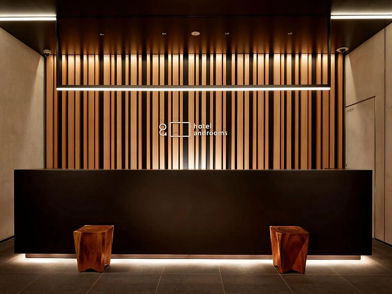 ***  Hotel Androoms Shin-Osaka Giappone